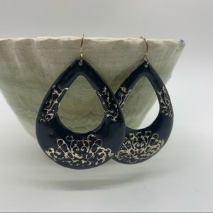 ⏰LAST CHANCE! VINTAGE Teardrop Earrings